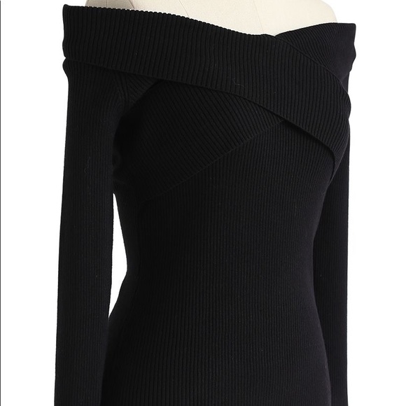 NWT Chicwish Off The Shoulder Knit Top Black Small - Picture 10 of 10